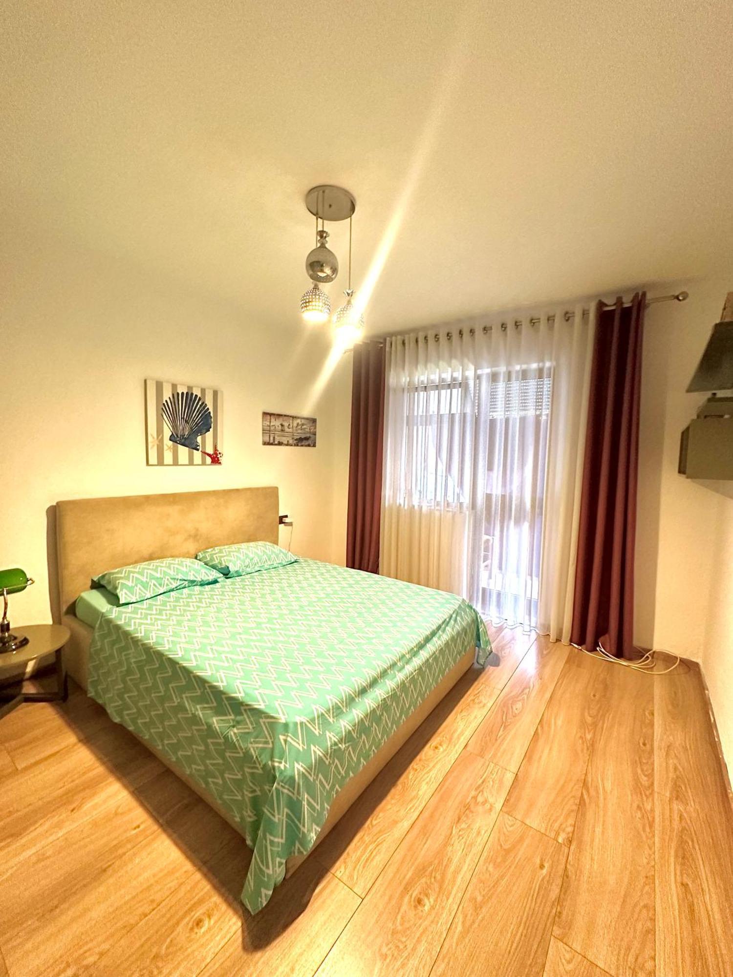 Gilbert's Bright & Cozy Near Center Appartement